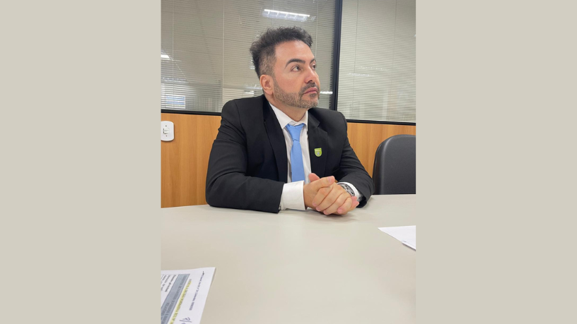 A economia atual impacta a vida cotidiana ao alterar preços, oportunidades e decisões das famílias, afirma Ademir Pereira de Andrade.