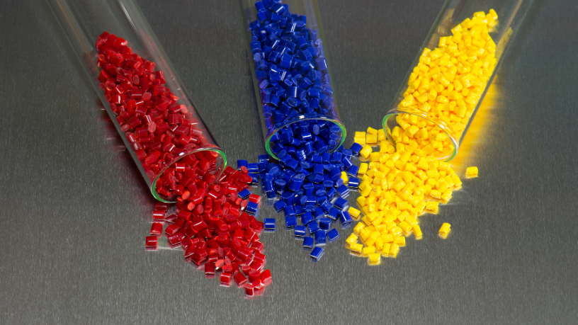 O papel do empresário, segundo Elias Assum Sabbag Junior, na modernização da indústria de polímeros.