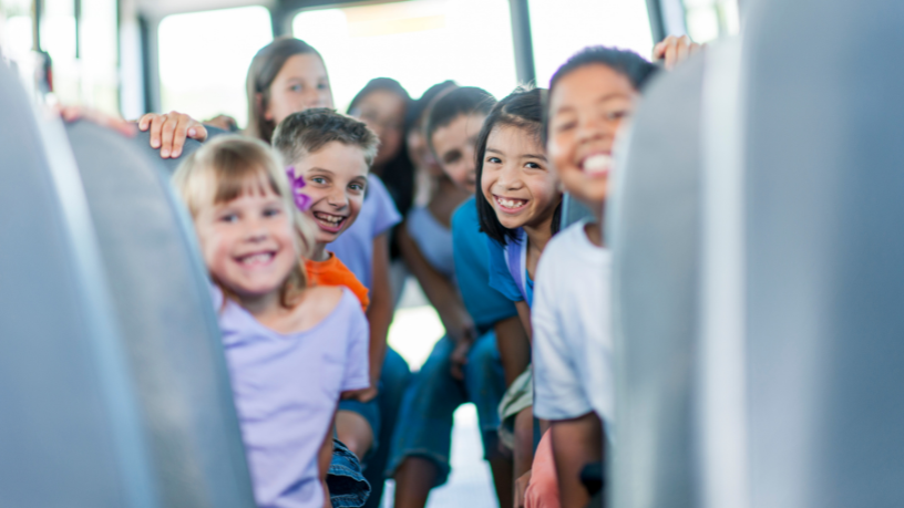 Turismo nas escolas: como transformar o território em currículo ativo e aprendizagem significativa com a visão de Sérgio Bento De Araújo aplicada à educação contemporânea.